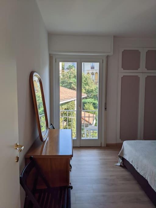 Breathtaking Lake View In The Heart Of Stresa Eksteriør bilde